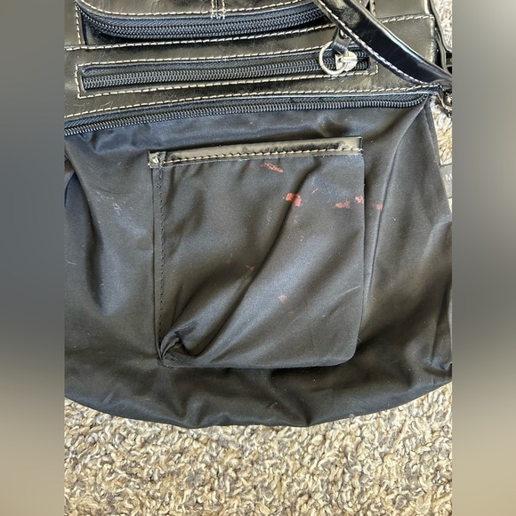 Giani Bernini black leather purse crossbody or shoulder 9”x7”x2” - Picture 13 of 14